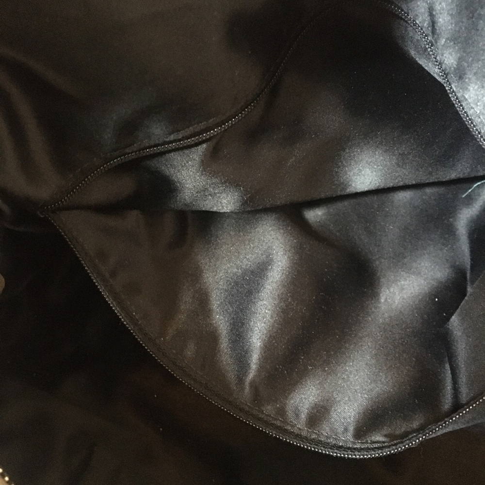 Coach Leather Purse - Excellent condition. - Picture 15 of 16